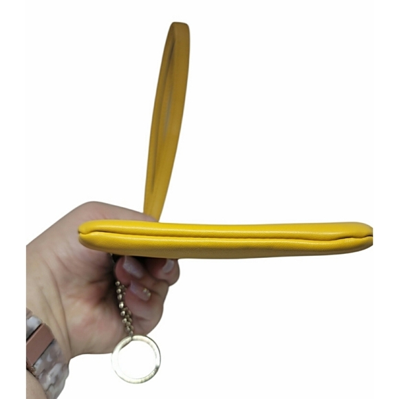 T Rex Credit Card Holder with Key Chain - Picture 5 of 6